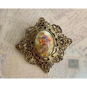 Vintage Romantic Courting Couple Brooch Pendant Ornate Filigree Antiqued Pin